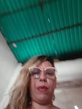 Hecate22_22 stripchat live cam model