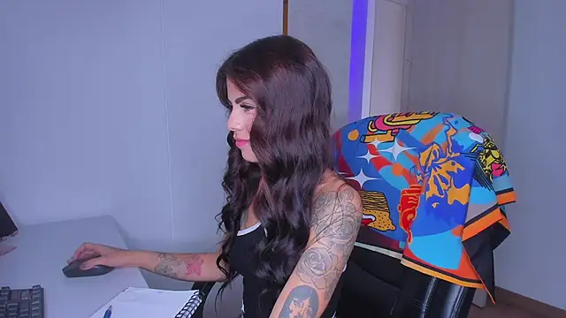Lisegg_ stripchat live cam model