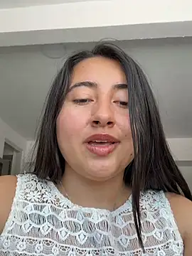 _Sarah-Office1 stripchat live cam model