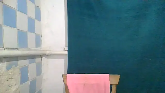 MilaPrescott stripchat live cam model