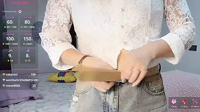 EE-01 stripchat live cam model