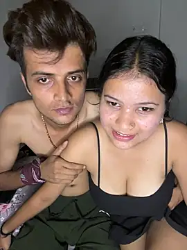 OOH_LAILA stripchat live cam model