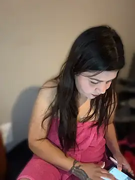 Miapoleth stripchat live cam model