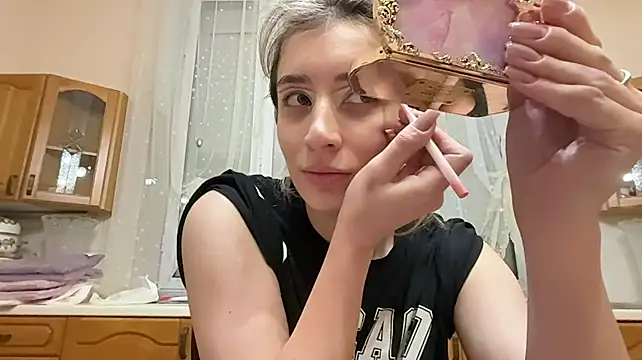 PazMattiace stripchat live cam model