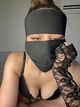 Milina123456 stripchat live cam model