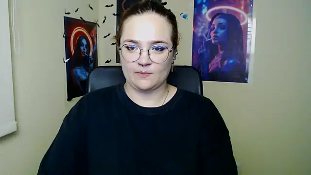 RinaRiii stripchat live cam model