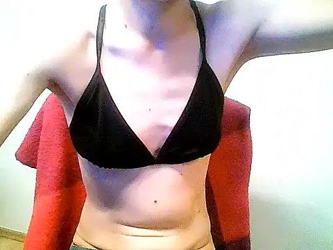 YeahsGirl stripchat live cam model