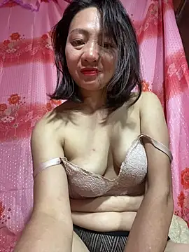 lysa55 stripchat live cam model