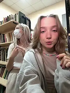 bambi_lu stripchat live cam model