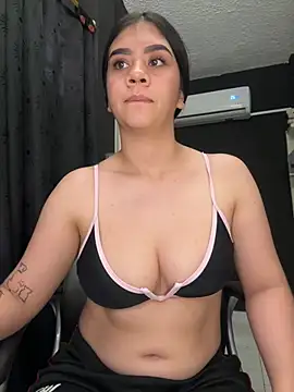 alhaana_ stripchat live cam model