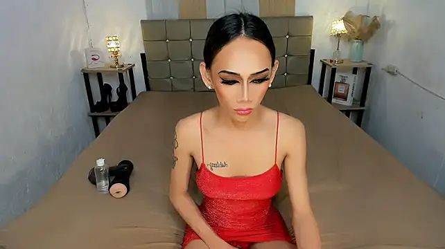 catiana_moore stripchat live cam model