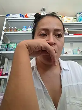 Dr_Edna_naughty stripchat live cam model