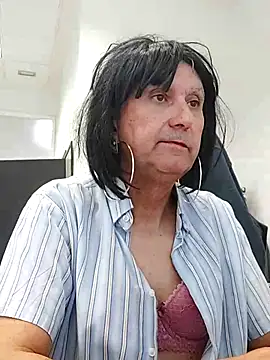 Emily_de_Carla stripchat live cam model
