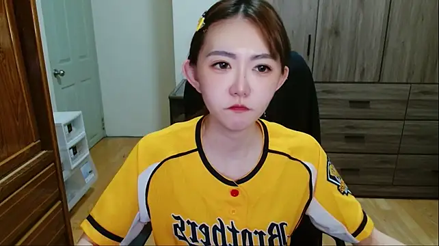 cccc_22 stripchat live cam model