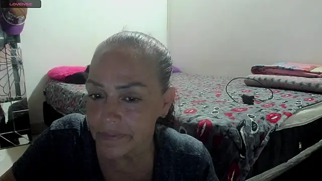 Zamara_milf stripchat live cam model