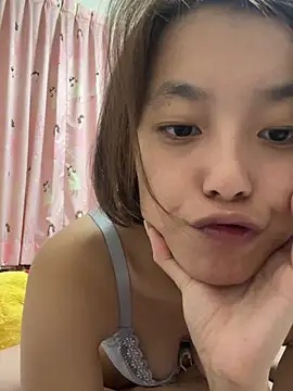 ladypaggy stripchat live cam model
