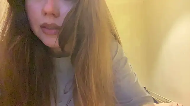 JaquelynObando stripchat live cam model