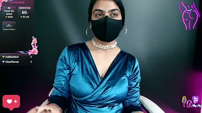 DesiZoya stripchat live cam model