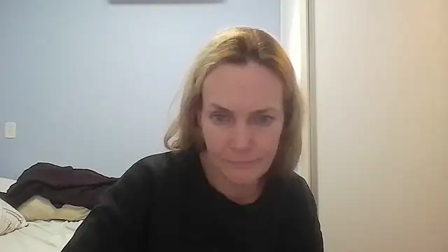 Annylove1 stripchat live cam model