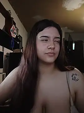 Carandrew stripchat live cam model
