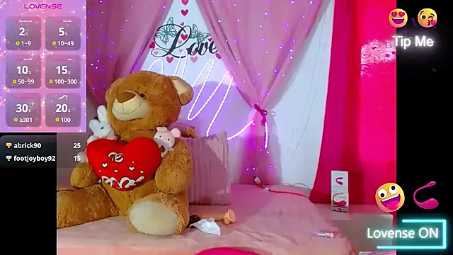 natashakissess stripchat live cam model