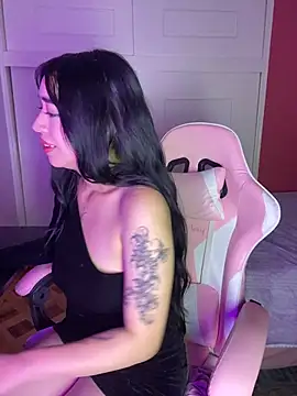NoirDoll_ stripchat live cam model