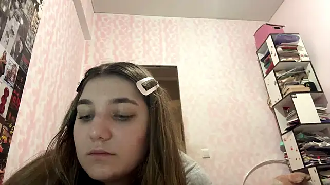 TynishaShute stripchat live cam model