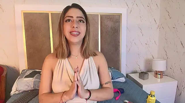 TamaraRossi stripchat live cam model