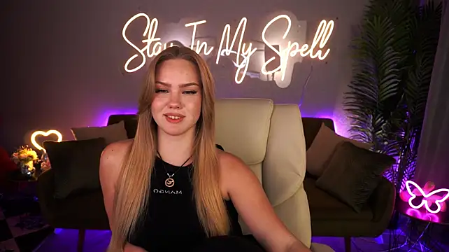 CelesteNoir stripchat live cam model