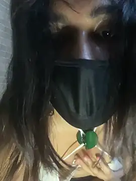 cute_riya11 stripchat live cam model