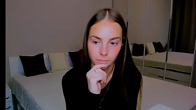 Maddy_Wood_ stripchat live cam model