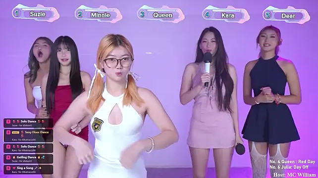 G-Velvet stripchat live cam model