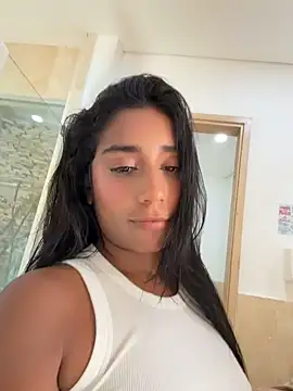 SaryJonex stripchat live cam model