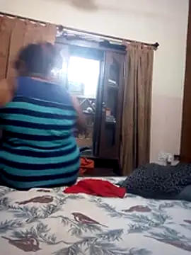 Sexy_bhabi36 stripchat live cam model