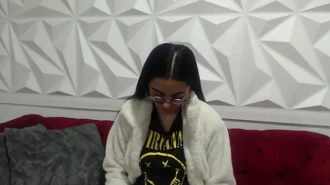 Valeriamoon_3101 stripchat live cam model