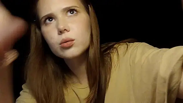 BirdieGalano stripchat live cam model