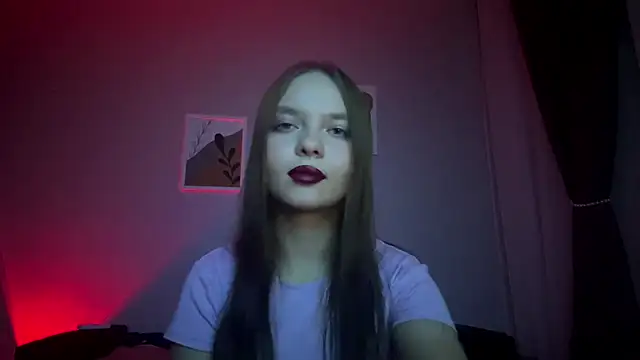 Frostyylina stripchat live cam model