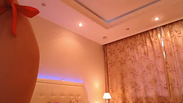lilianbee stripchat live cam model
