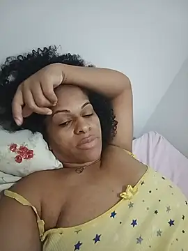 Malayca-2 stripchat live cam model