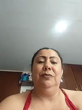 EmmaJhomson stripchat live cam model