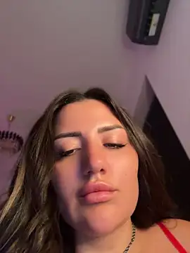 SophieRoouse stripchat live cam model