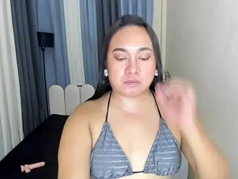 Cassiefoxx stripchat live cam model