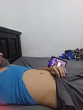 ruddeandy stripchat live cam model