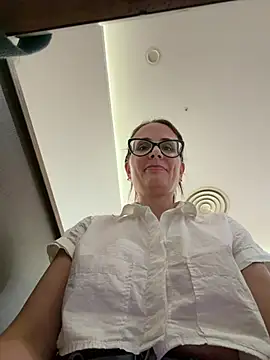 NataKitten stripchat live cam model
