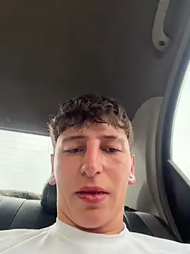 ARON_LUXX stripchat live cam model