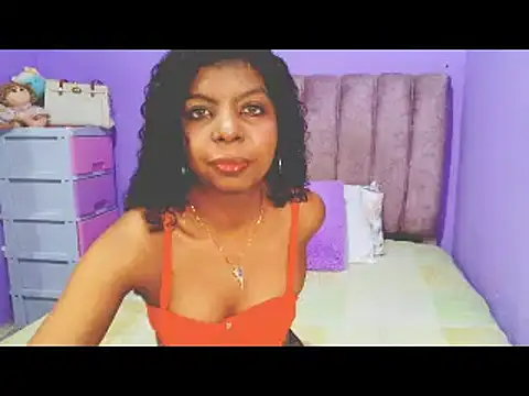 Zafiralennox stripchat live cam model