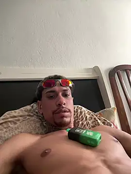 Safadinhodainternet stripchat live cam model