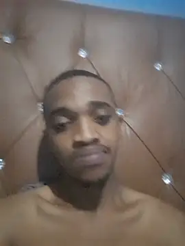 Dirtydyan stripchat live cam model