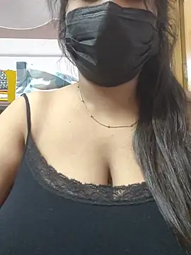 Hidden_lustz stripchat live cam model
