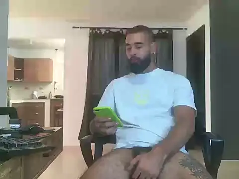 Matheusbeard stripchat live cam model